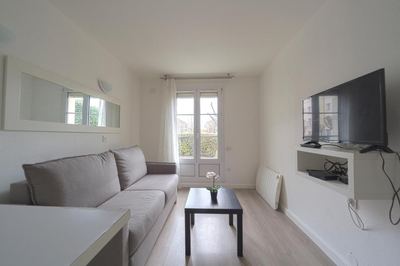 Studio Cosy 2 Min Gare - 10 Min Bussy-Saint-Georges Buitenkant foto